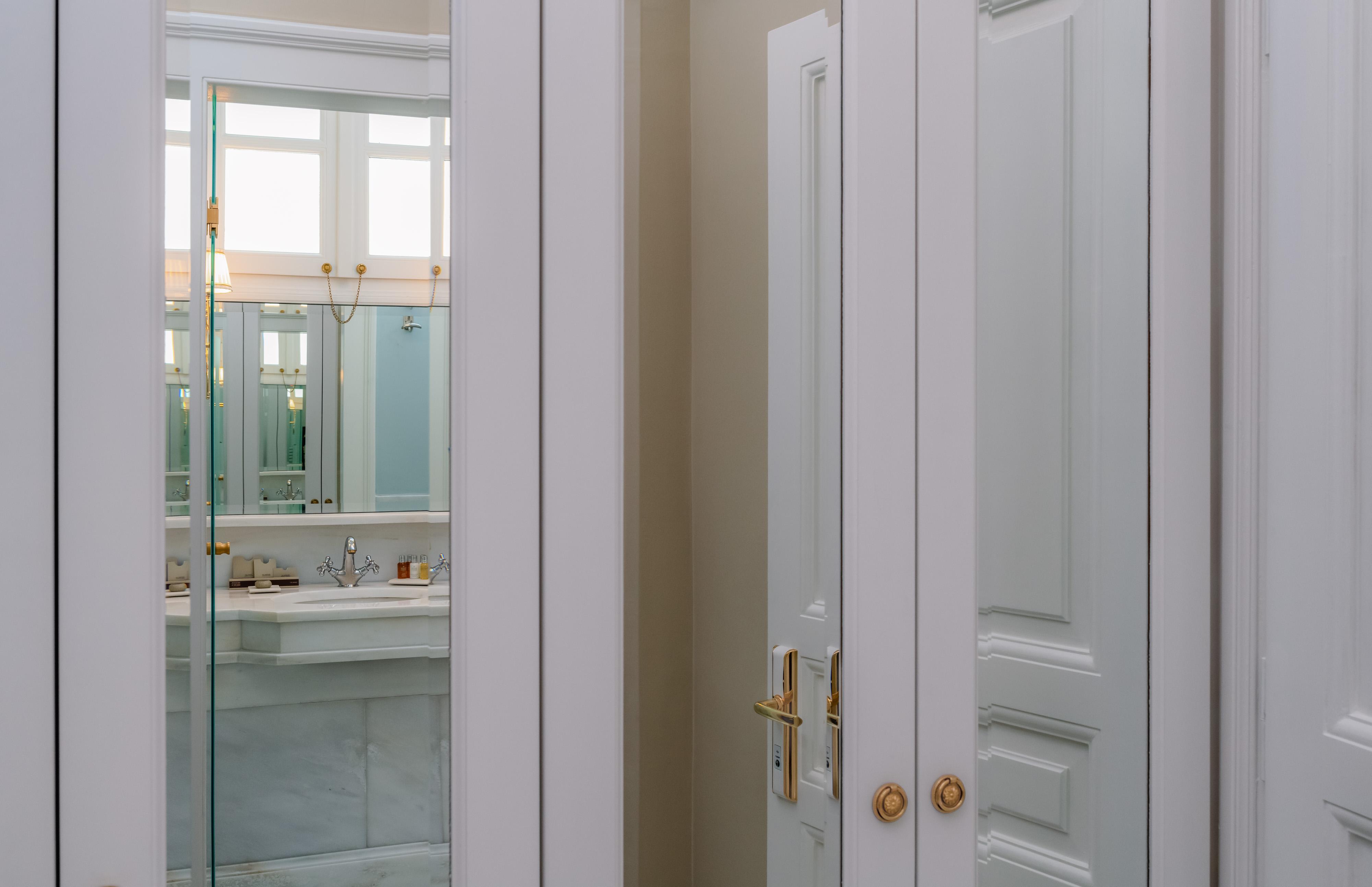 Noble Suites أثينا المظهر الخارجي الصورة