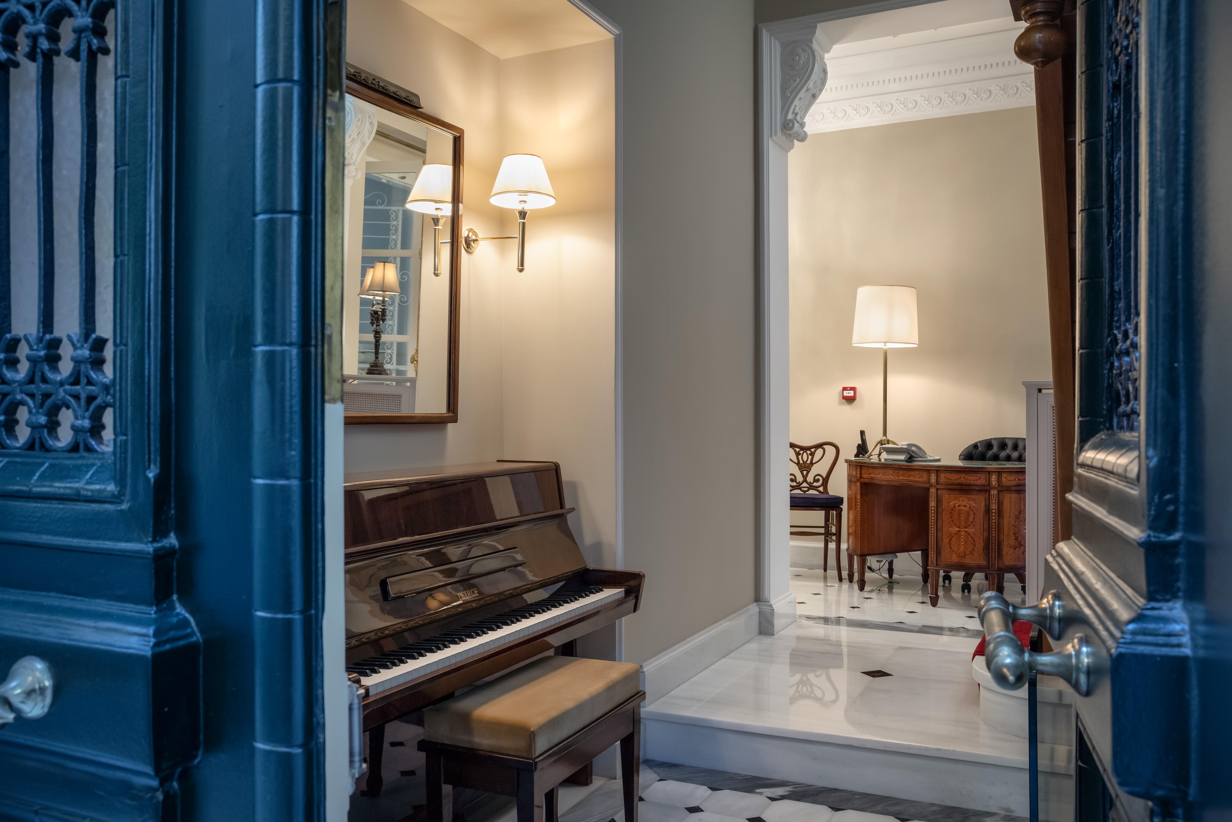 Noble Suites أثينا المظهر الخارجي الصورة